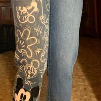 Jeans Topolino dipinti a mano
