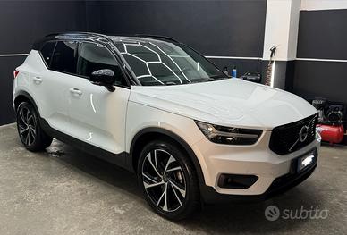 Volvo XC40 D3 190 cv R-Design automatica
