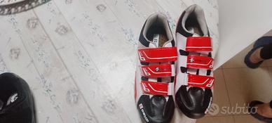 Scarpe da bici Shimano e Deko