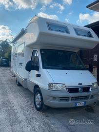 Camper mansardato ducato laika ecovip portamoto
