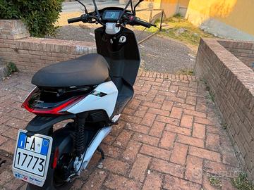 Scooter Elettrico Piaggio 1 Active