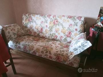 divano 2 piazze in legno
