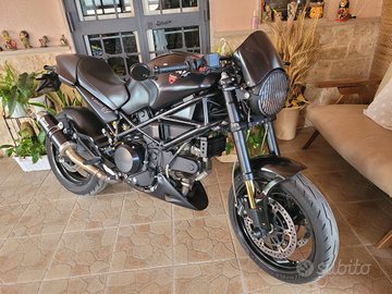 Ducati monster 695