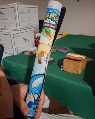 tappetino Eevee evoluzioni prismatiche 