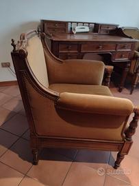 scrivania + 2 poltrone  antiche