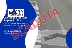Immobile in asta di 467 m² con più di 5 locali a L