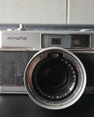 Minolta Hi-matic 7 fotocamera film con custodia