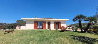 A due passi dalla città