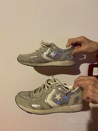 Sneakers Converse grigio-argento nr. 36