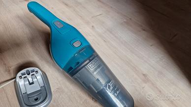 Aspirabriciole e liquidi BLACK&DECKER ricaricabile