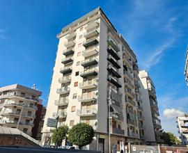 QUADRIVANI e POSTO AUTO - adiacenze Viale Virgilio