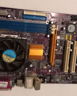 Scheda madre KT600-A con processore AMD