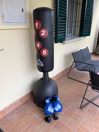 Sacco da boxe + guantoni + fasciature