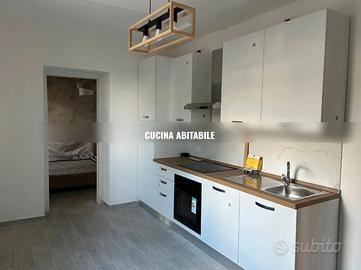 MONTE PORZiO CATONE BiLOCALE CON POSTO AUTO