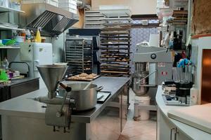 Vendita attivita di pasticceria-caffetteria
