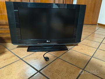 TV 32 pollici con decoder esterno compreso i