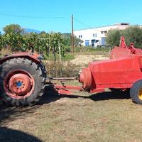 Pressaraccoglitrice WELGER AP52 + Ranghinatore