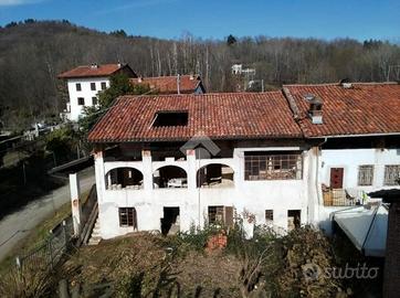 Casa semi-ristrutturata