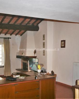 AP927 - Lucignano nel centro storico appar