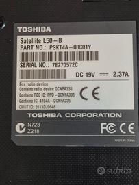 Toshiba solo x pezzi di ricambio, attacco rotto