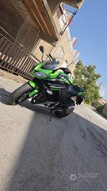 Kawasaki z1000sx 