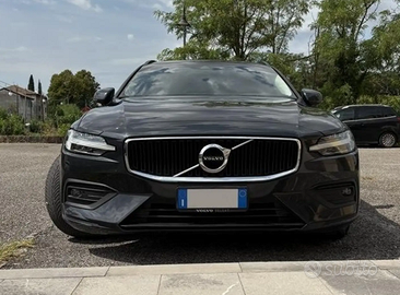 VOLVO V60 anno 2020