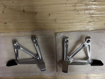 Supporti pedane posteriori BMW R1200/R1250 GS