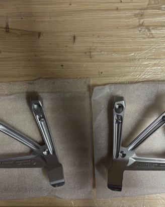 Supporti pedane posteriori BMW R1200/R1250 GS