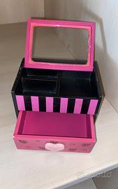 Cassettiera