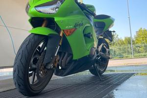 Kawasaki ninja zx6r
