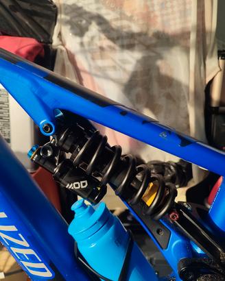 ammortizzatore specialized turbo levo