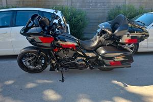 Harley Davidson road glide CVO ST 121 