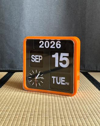 Orologio calendario a palette flip clock Karlsson