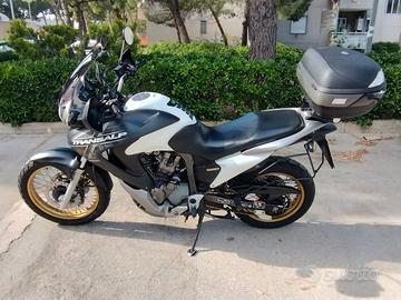 HONDA TRANSALP 700