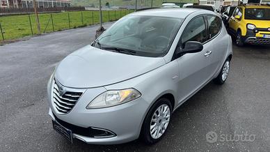 Lancia Ypsilon 1.3 MJT 16V 95 CV 5 porte S&S Silve