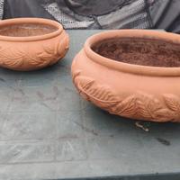 Coppia di vasi in terracotta 