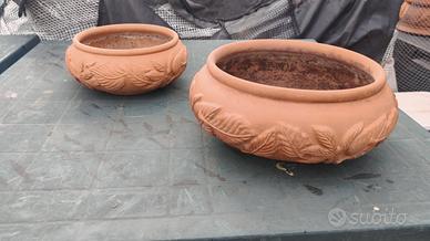 Coppia di vasi in terracotta 