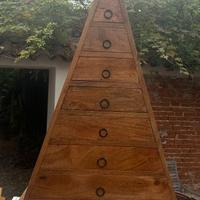 Cassettiera triangolare  – legno esotico