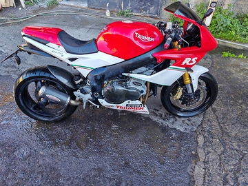 Triumph 955rs