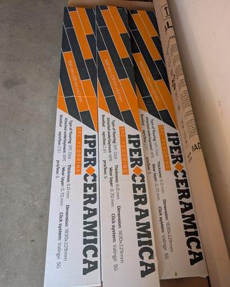 Pavimento Spc effetto legno  Rovere Miele 
