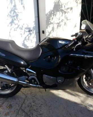 Ricambi usati per gsx 600 f anno '00 nero