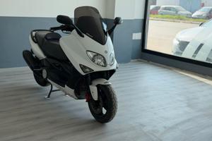 Yamaha T-max 500