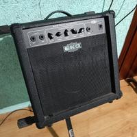 Amplificatore combo per basso