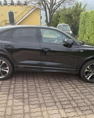 Audi q3 sportback identify black benzina 190