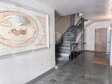 Ufficio Aosta [Cod. rif 3322593ACU]