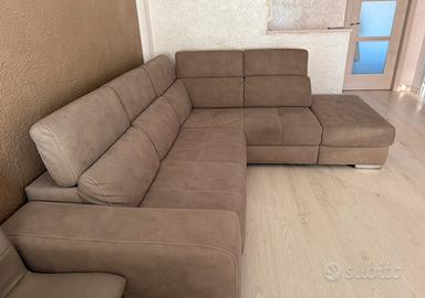 Divano letto angolare con continetore