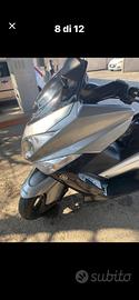 Scooter T-max