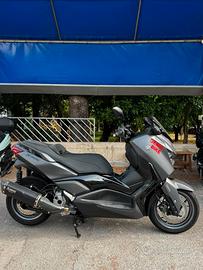 XMAX 300 TECH MAX
