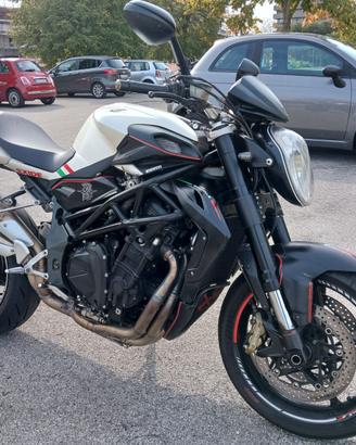 MV BRUTALE 920