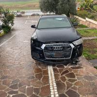 Audi Q3 sline 150 cv
